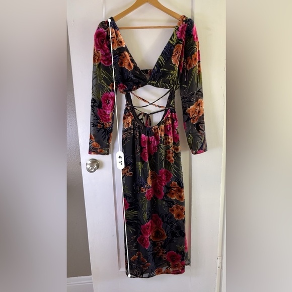 WeWoreWhat Velvet Flocked Cut Out Mini Dress Black Multi Size M Celebration Wear - Picture 9 of 15